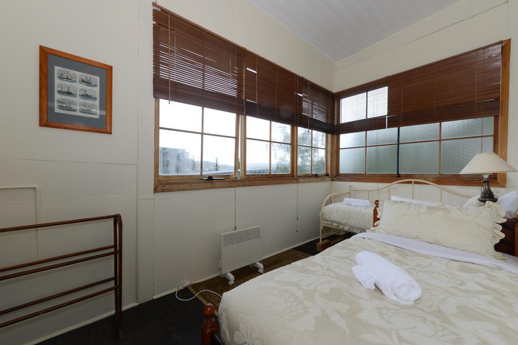 Edinburgh Gallery Bed & Breakfast Hobart Bagian luar foto