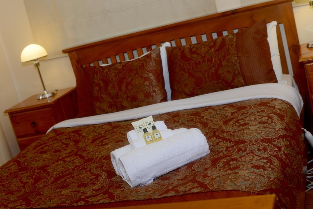 Edinburgh Gallery Bed & Breakfast Hobart Bagian luar foto