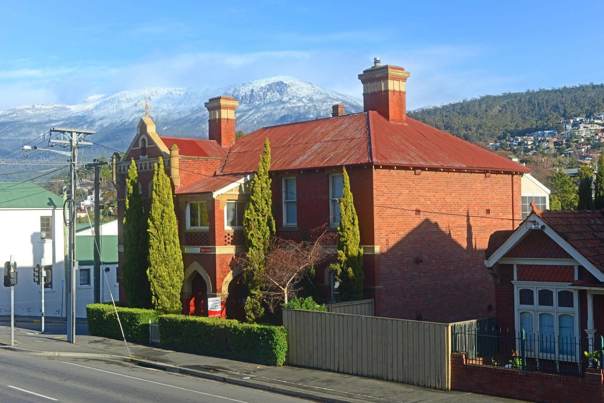 Edinburgh Gallery Bed & Breakfast Hobart Bagian luar foto