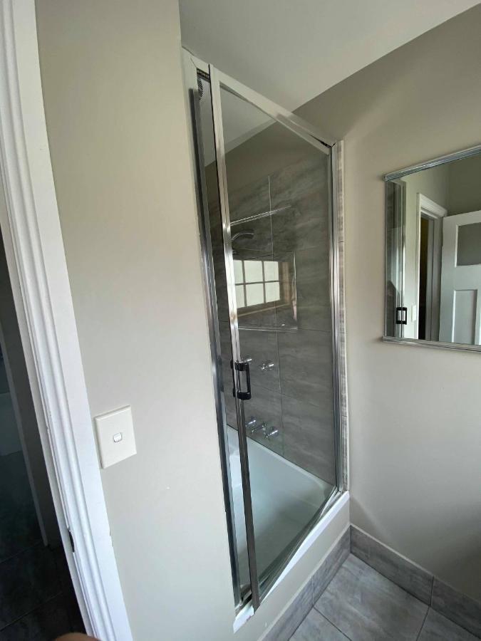 Edinburgh Gallery Bed & Breakfast Hobart Bagian luar foto